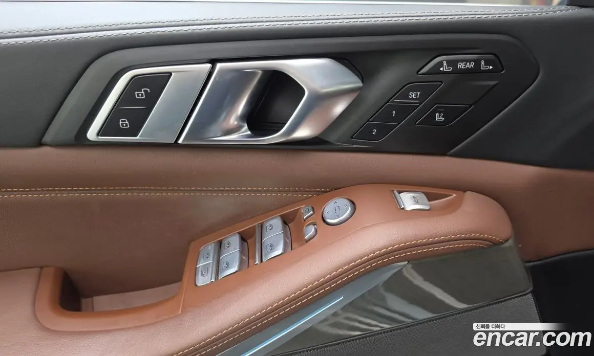 BMW X7 2023 3.0 автомат (гидро), фото 19