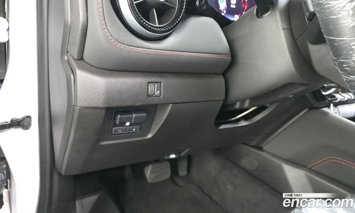 Chevrolet Colorado 2023 2.7 автомат (гидро), фото 27