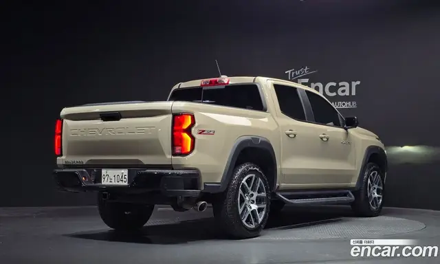Chevrolet Colorado 2024 2.7 автомат (гидро), миниатюра 1