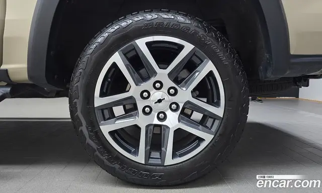 Chevrolet Colorado 2024 2.7 автомат (гидро), миниатюра 6