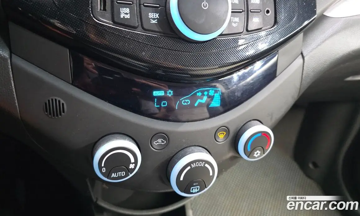 Chevrolet Spark 2012 1.0 автомат (гидро), фото 18