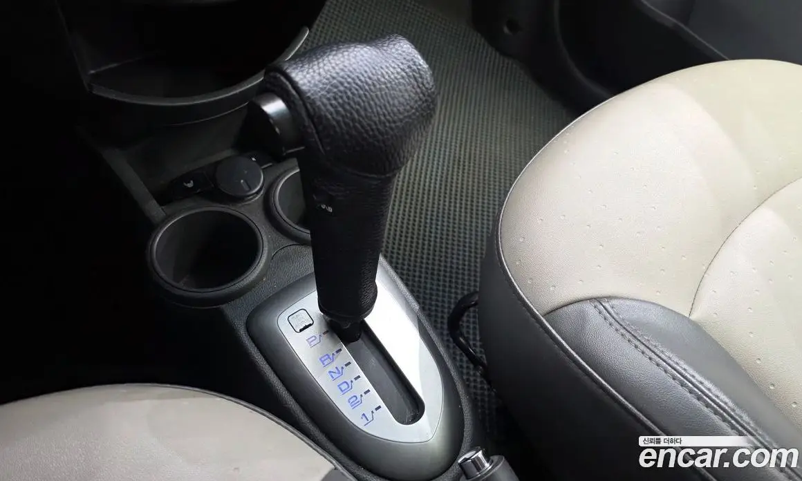 Chevrolet Spark 2012 1.0 автомат (гидро), фото 9