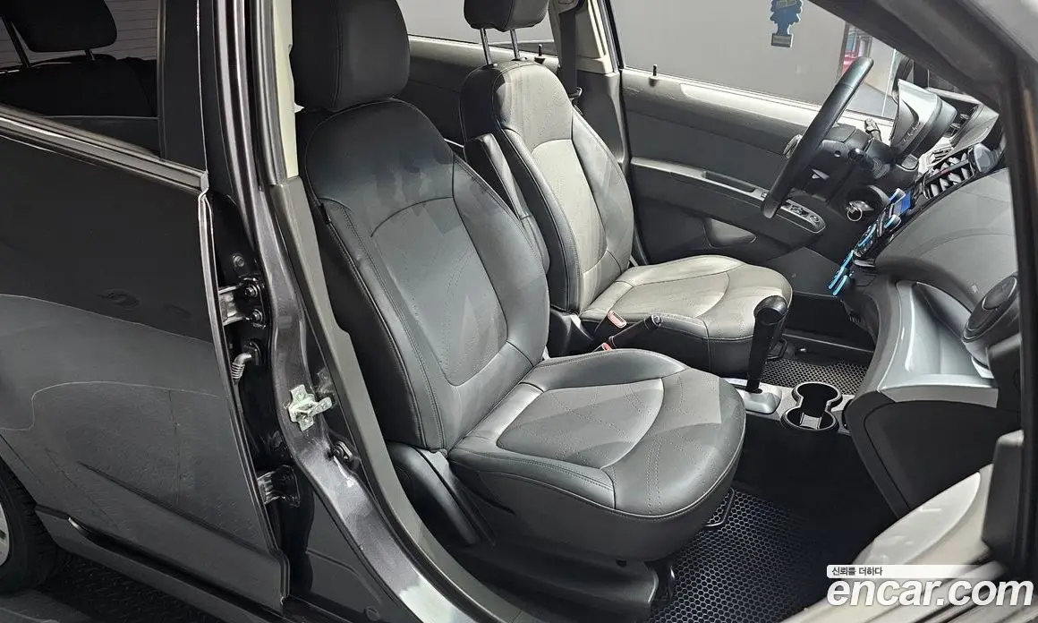 Chevrolet Spark 2014 1.0 автомат (гидро), фото 12
