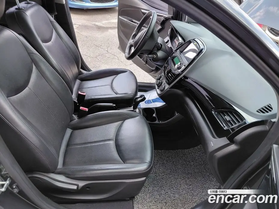 Chevrolet Spark 2017 1.0 автомат (гидро), фото 16
