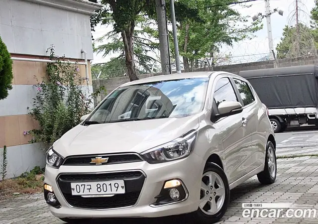 Chevrolet Spark 2017 1.0 автомат (гидро), миниатюра 2