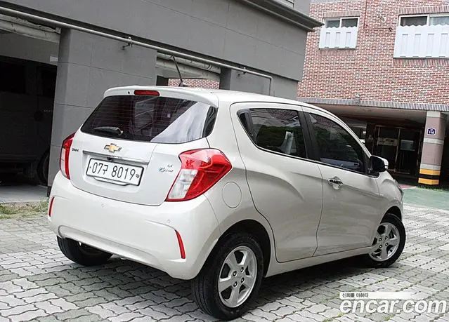 Chevrolet Spark 2017 1.0 автомат (гидро), миниатюра 3