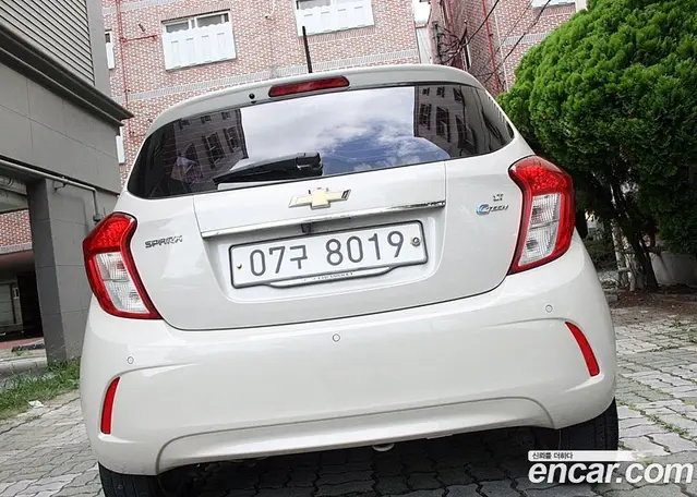 Chevrolet Spark 2017 1.0 автомат (гидро), миниатюра 9