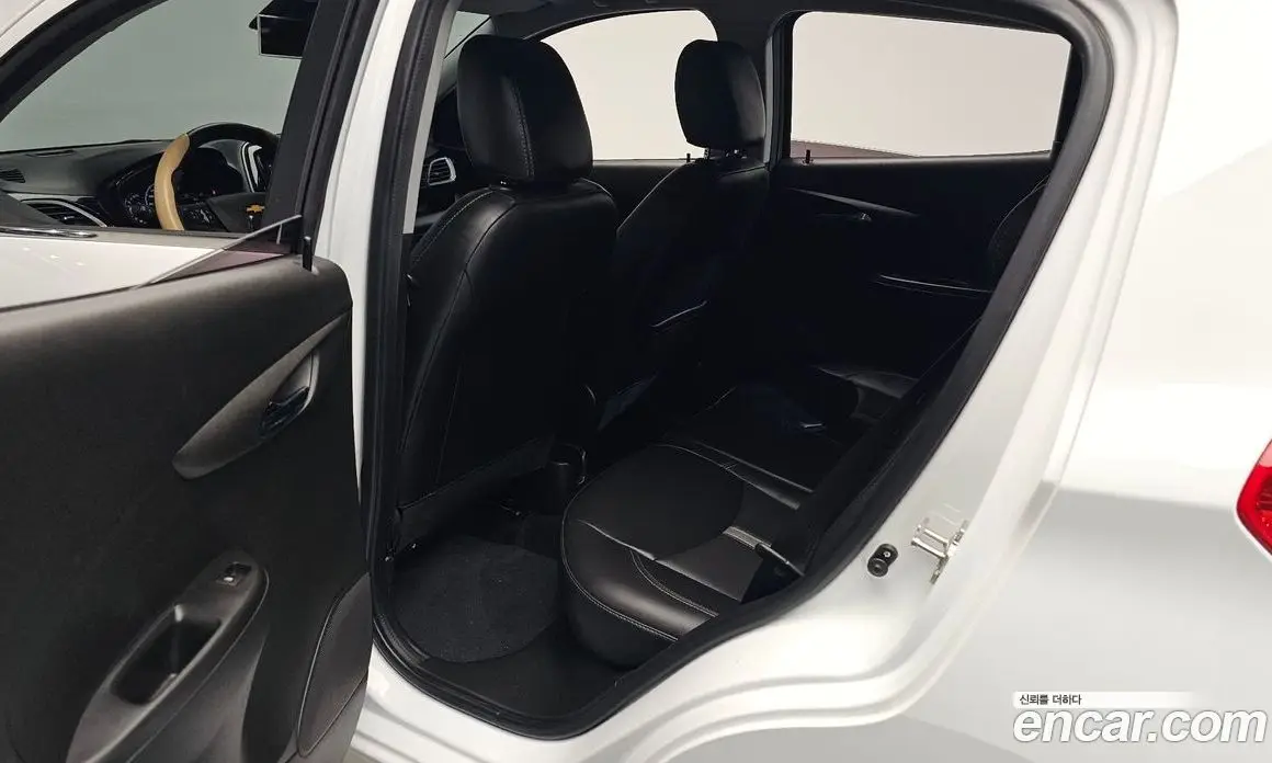 Chevrolet Spark 2018 1.0 автомат (гидро), фото 15