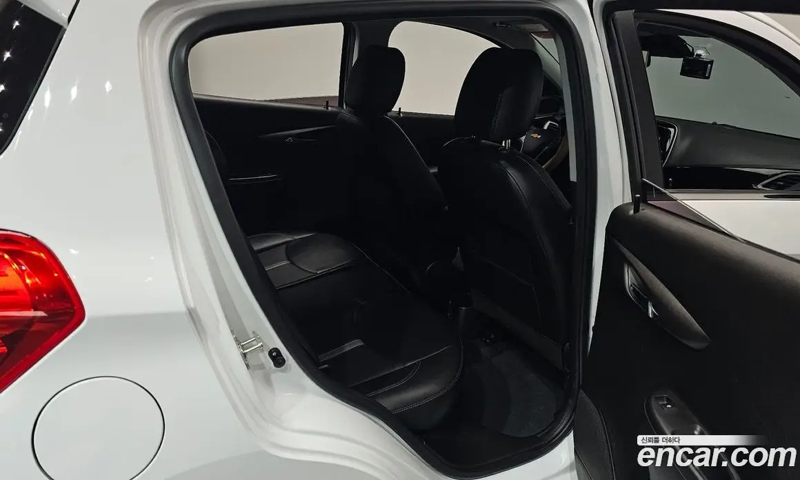 Chevrolet Spark 2018 1.0 автомат (гидро), фото 17