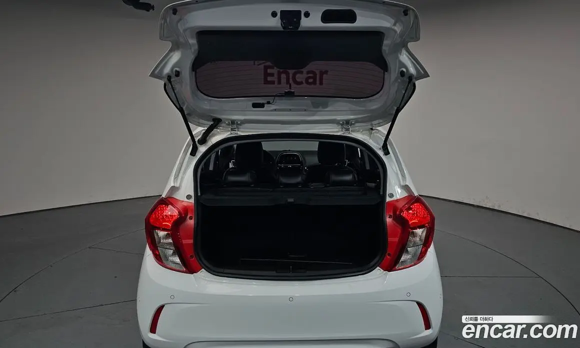 Chevrolet Spark 2018 1.0 автомат (гидро), фото 25