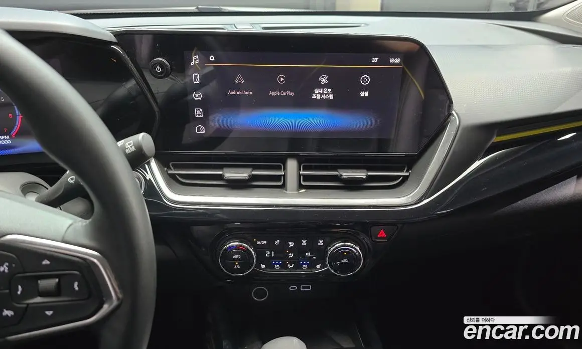Chevrolet Trax 2023 1.2 автомат (гидро), фото 18