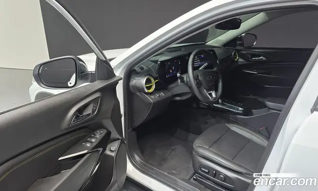 Chevrolet Trax 2023 1.2 автомат (гидро), миниатюра 10