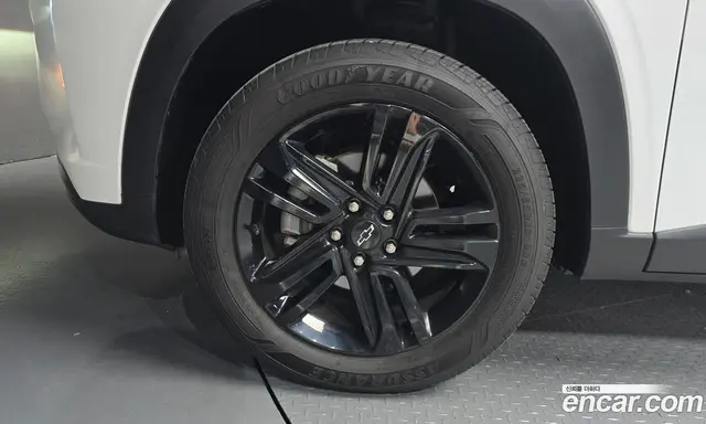 Chevrolet Trax 2023 1.2 автомат (гидро), миниатюра 4