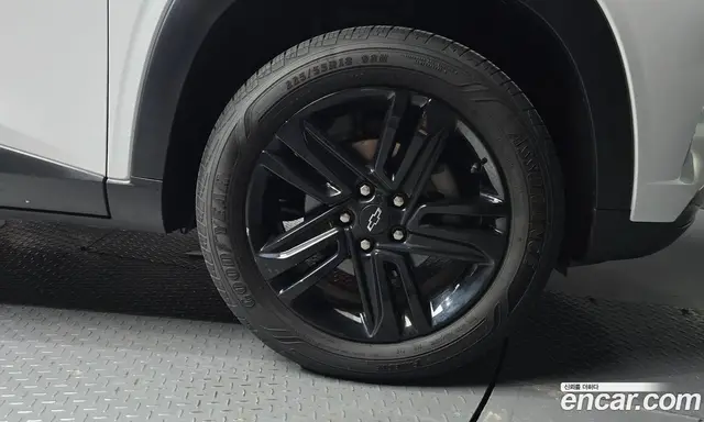Chevrolet Trax 2023 1.2 автомат (гидро), миниатюра 6