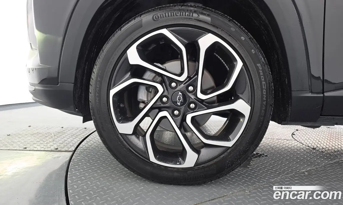 Chevrolet Trax 2023 1.2 автомат (гидро), фото 5
