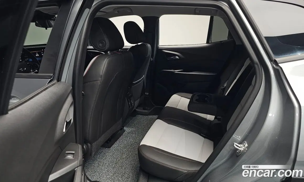 Chevrolet Trax 2025 1.2 автомат (гидро), фото 17