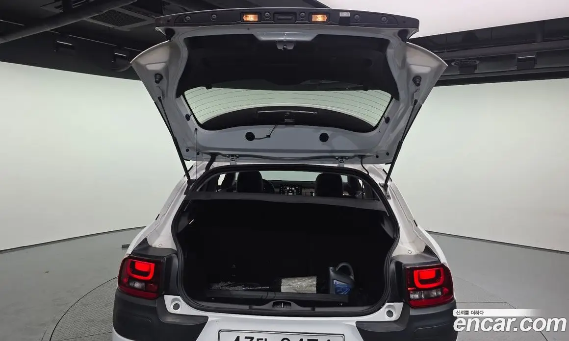 Citroen C4 Cactus 2017 1.6 автомат (гидро), фото 20