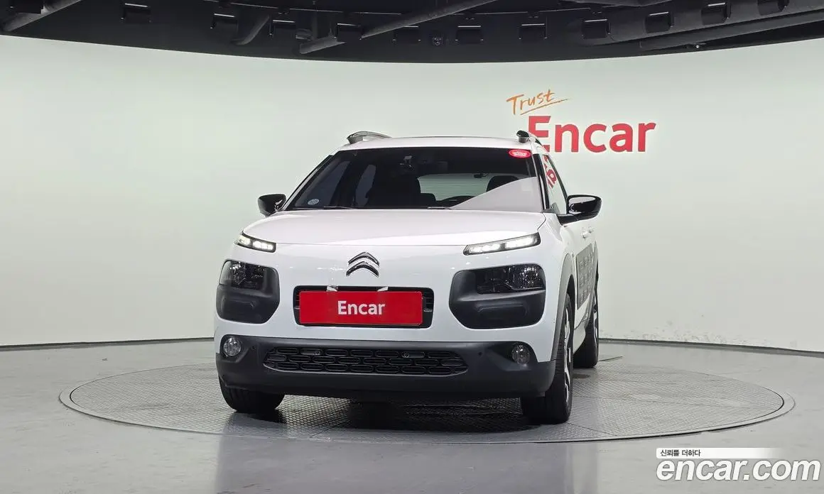 Citroen C4 Cactus 2017 1.6 автомат (гидро), фото 3