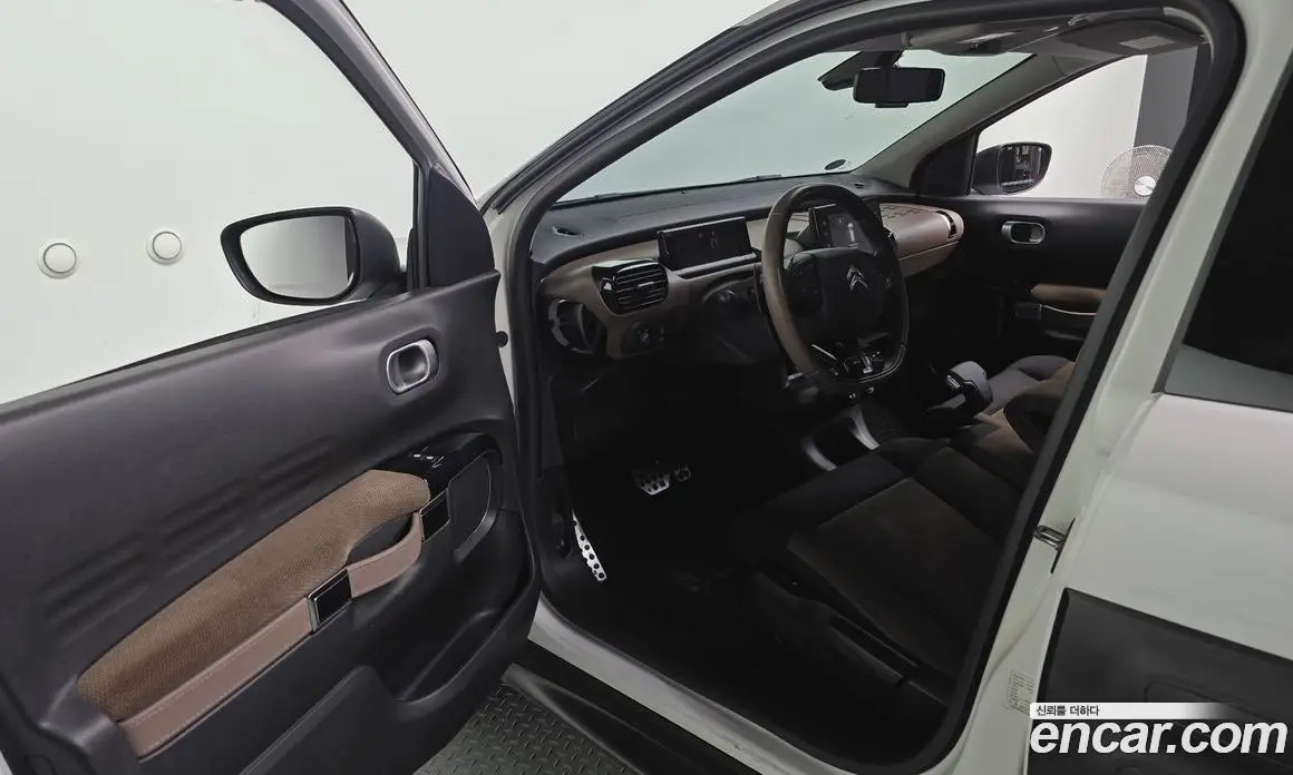 Citroen C4 Cactus 2017 1.6 автомат (гидро), фото 10