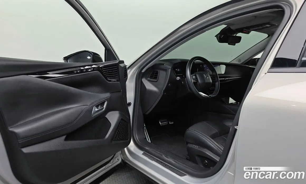 Citroen DS4 2022 1.5 автомат (гидро), фото 13