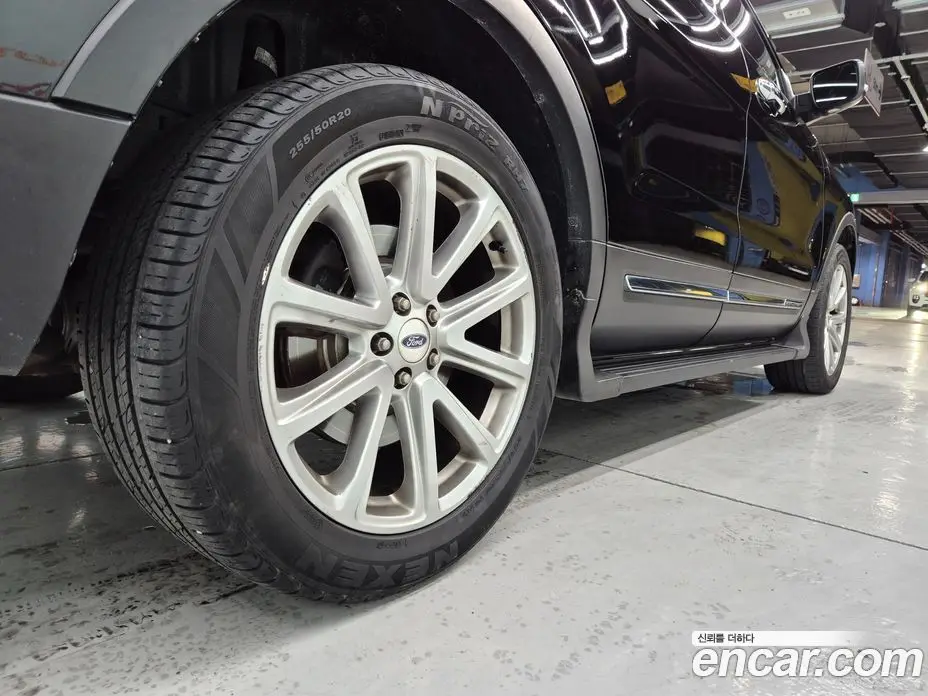 Ford Explorer 2017 2.3 автомат (гидро), фото 20