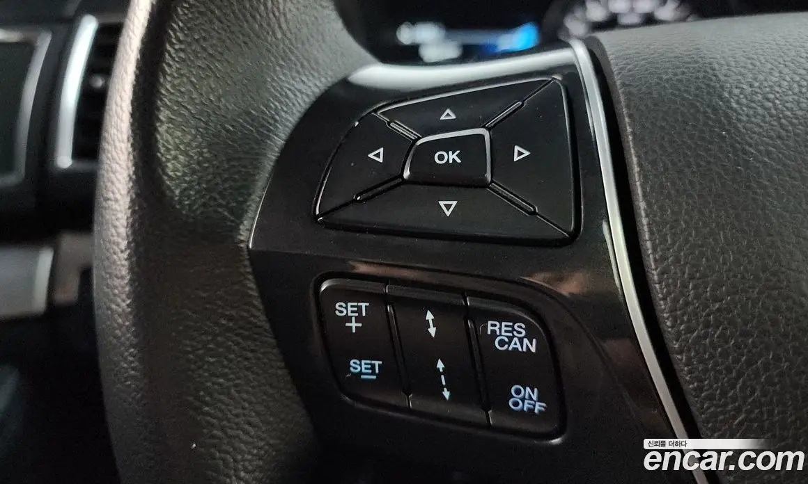 Ford Explorer 2019 2.3 автомат (гидро), фото 21