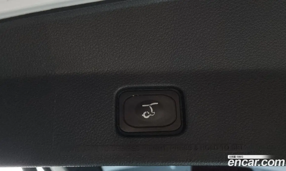 Ford Explorer 2019 2.3 автомат (гидро), фото 22