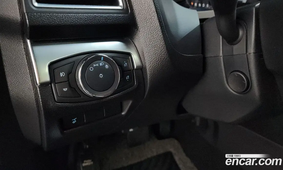 Ford Explorer 2019 2.3 автомат (гидро), фото 28