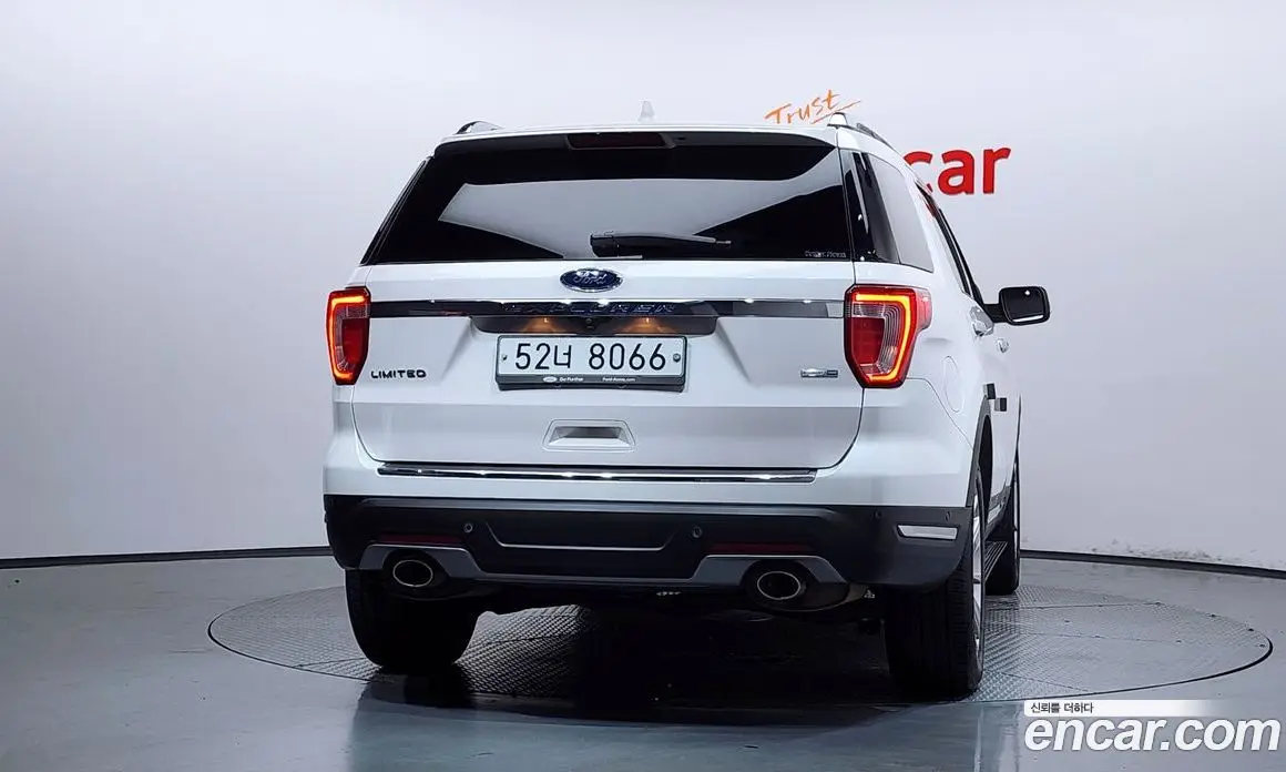 Ford Explorer 2019 2.3 автомат (гидро), фото 4