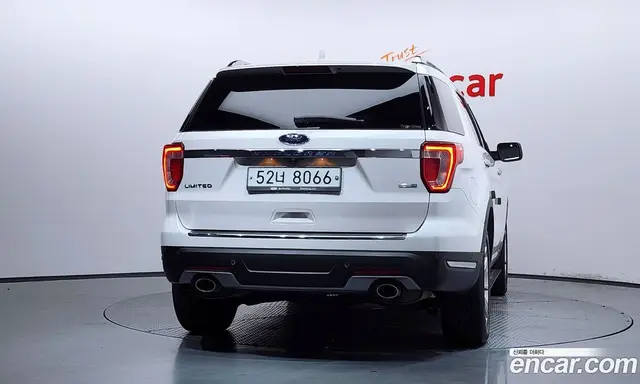 Ford Explorer 2019 2.3 автомат (гидро), миниатюра 4