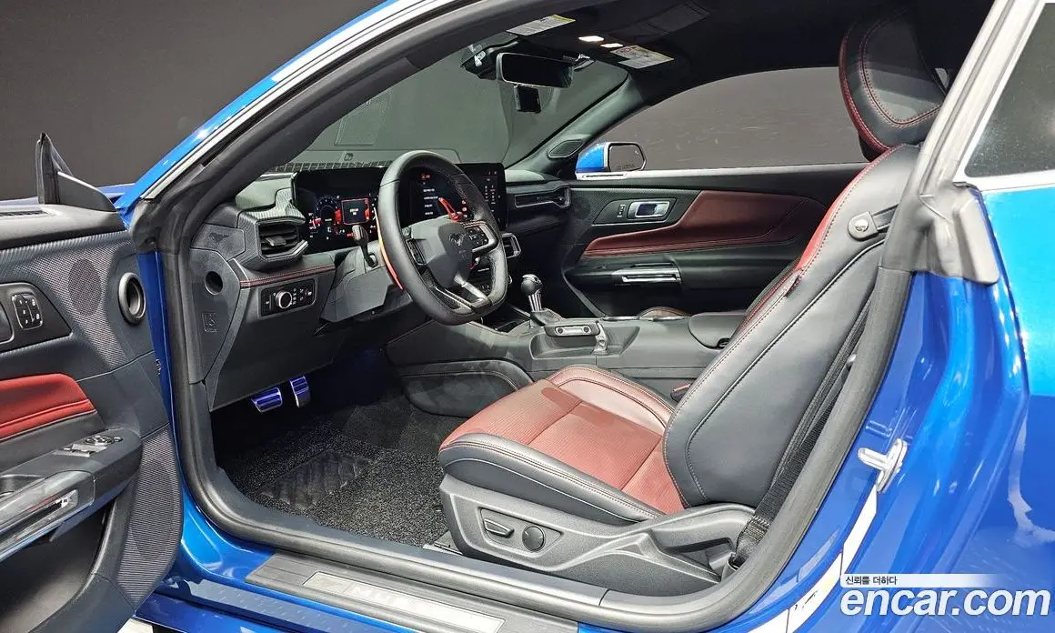Ford Mustang 2024 2.3 автомат (гидро), фото 13