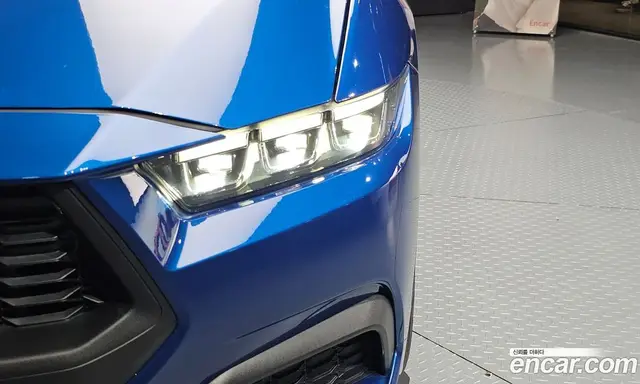 Ford Mustang 2024 2.3 автомат (гидро), миниатюра 8
