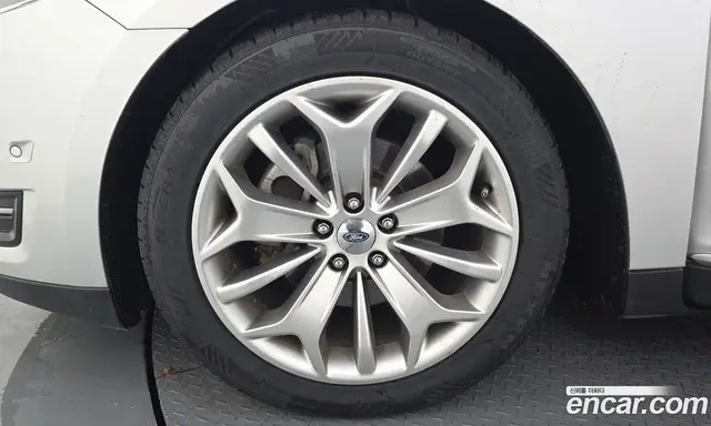 Ford Taurus 2016 2.0 автомат (гидро), миниатюра 5
