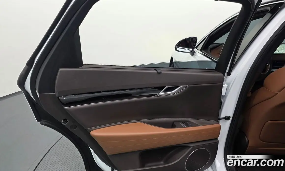 Genesis G80 2023 2.5 автомат (гидро), фото 15