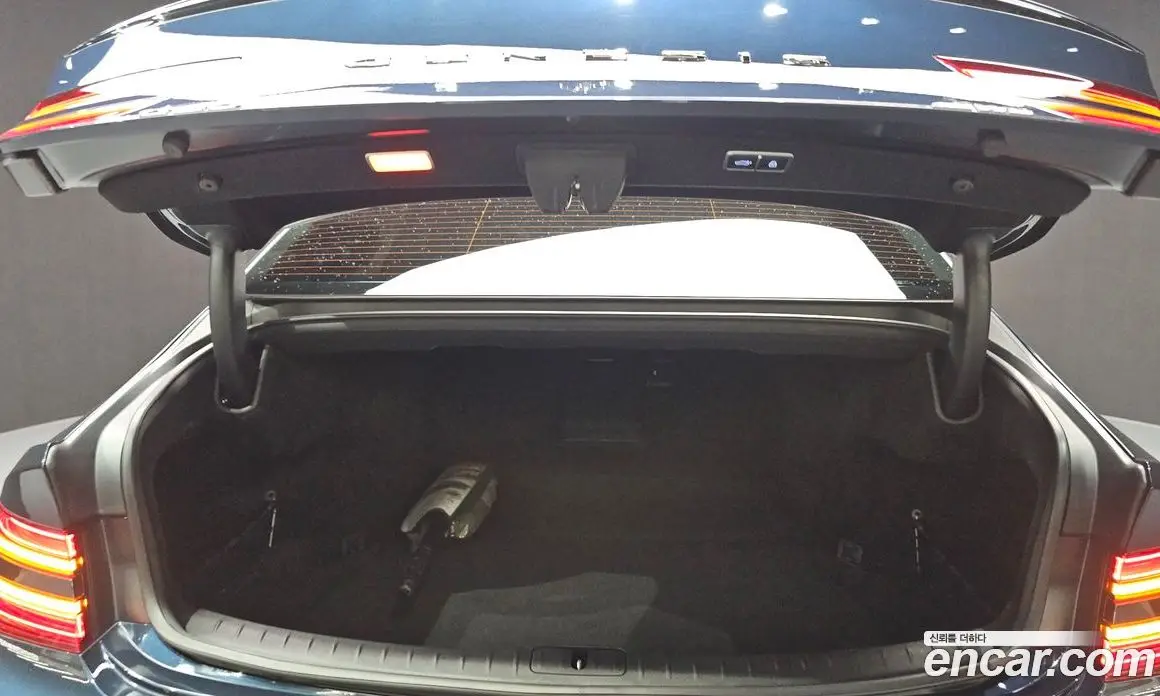 Genesis G80 2025 3.5 автомат (гидро), фото 25