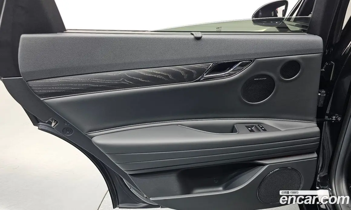 Genesis G80 2026 2.5 автомат (гидро), фото 15