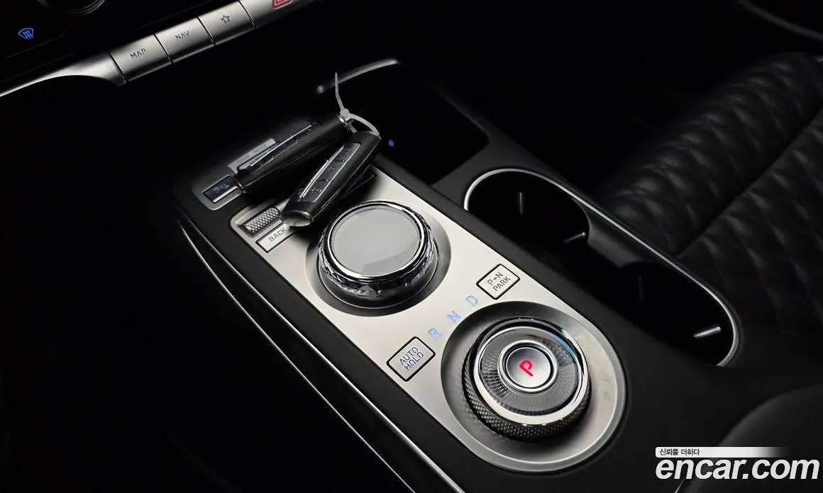Genesis GV70 2021 2.5 автомат (гидро), фото 11