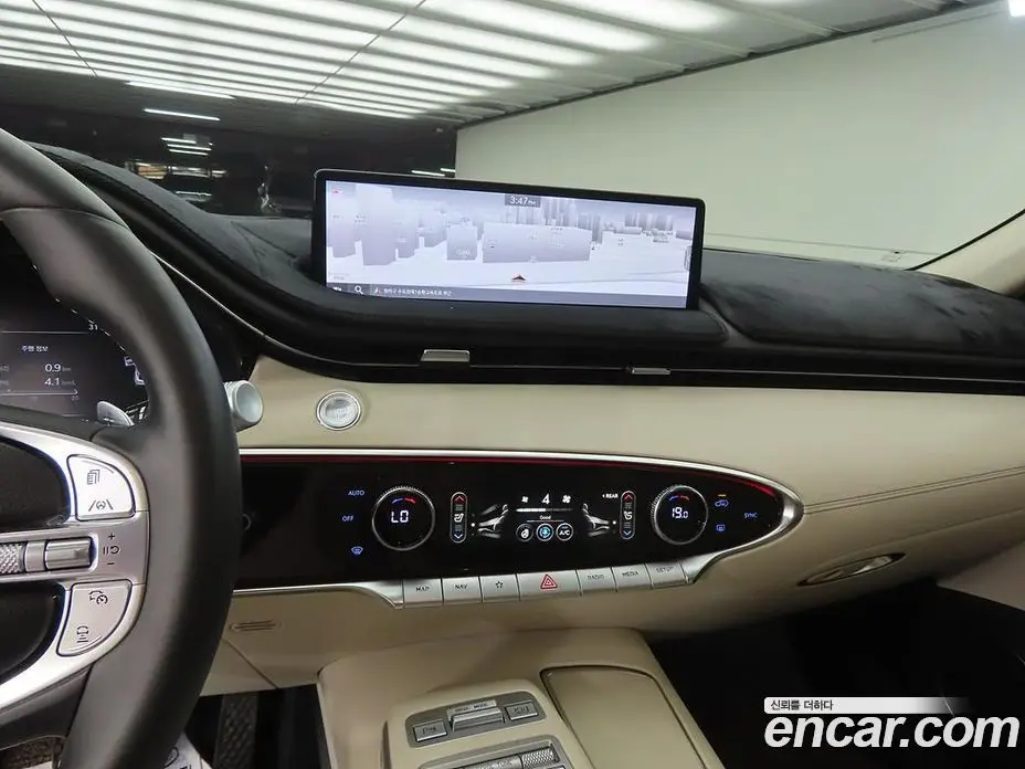 Genesis GV70 2021 2.2 автомат (гидро), фото 15