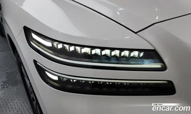 Genesis GV80 2024 2.5 автомат (гидро), миниатюра 8