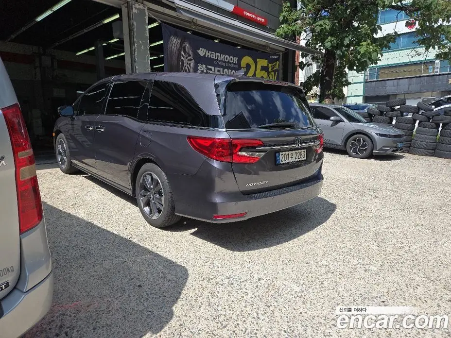 Honda Odyssey 2022 3.5 автомат (гидро), фото 11
