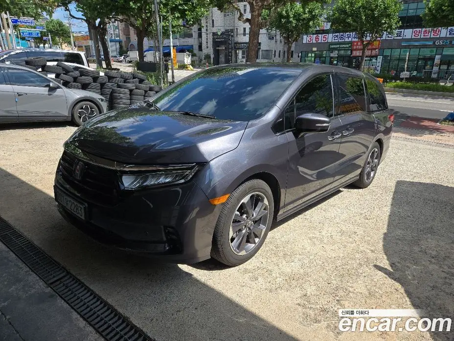 Honda Odyssey 2022 3.5 автомат (гидро), фото 8