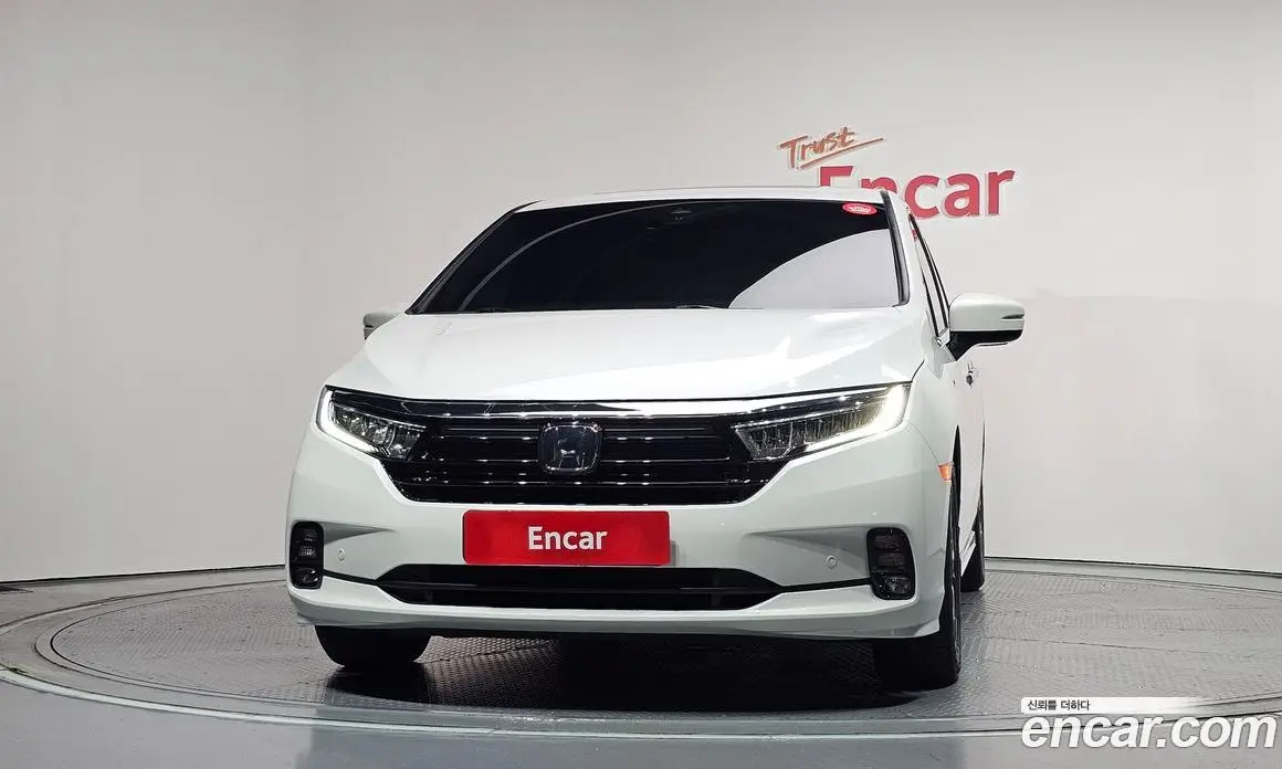 Honda Odyssey 2023 3.5 автомат (гидро), фото 3