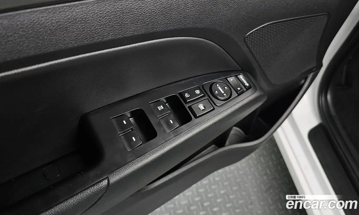 Hyundai Avante 2018 1.6 автомат (гидро), фото 18