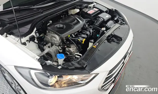 Hyundai Avante 2018 1.6 автомат (гидро), миниатюра 6