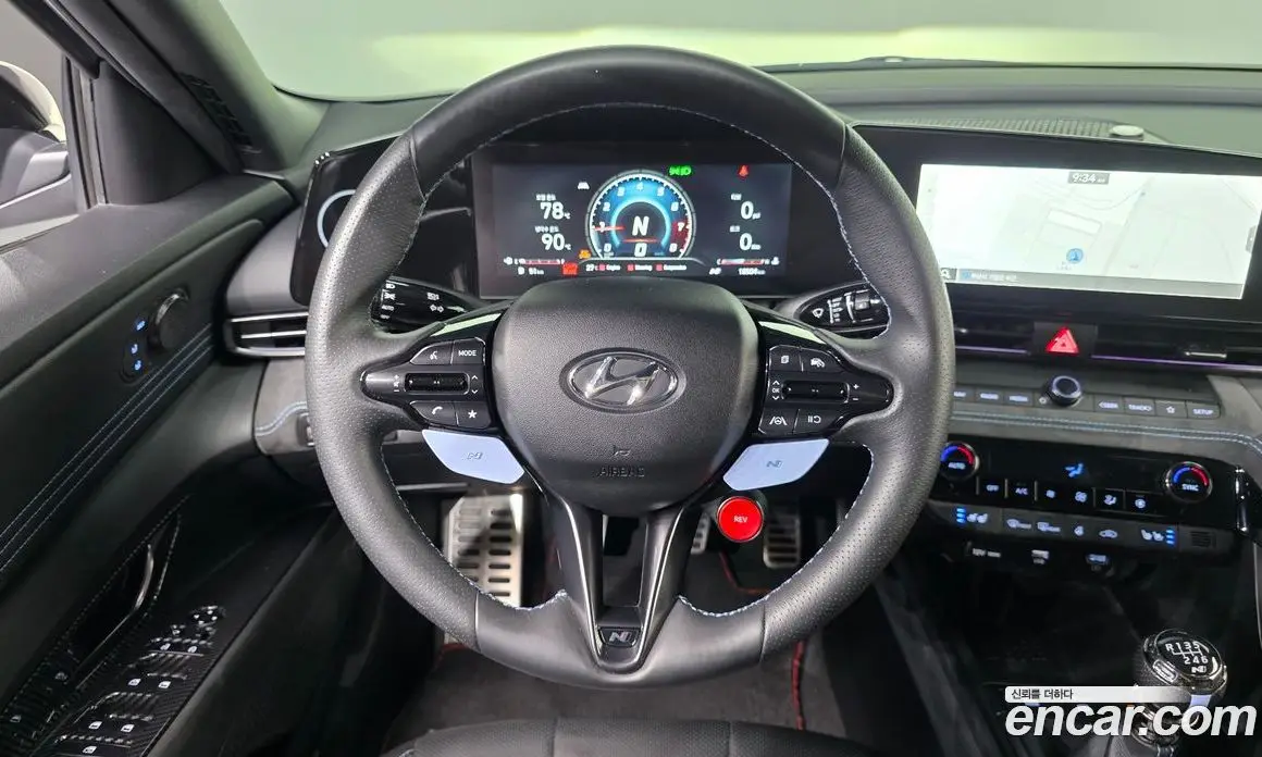 Hyundai Avante 2022 2.0 механика, фото 19
