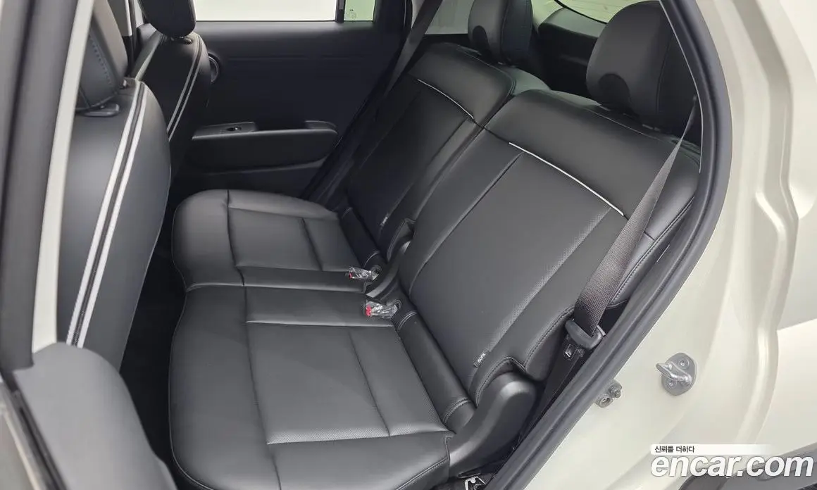 Hyundai Casper 2024 1.0 автомат (гидро), фото 16