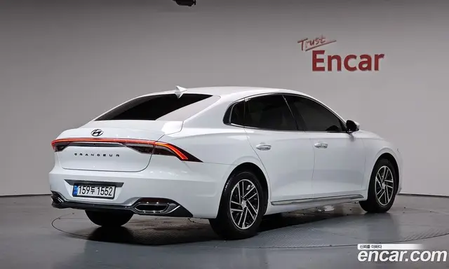 Hyundai Grandeur 2022 2.5 автомат (гидро), миниатюра 1