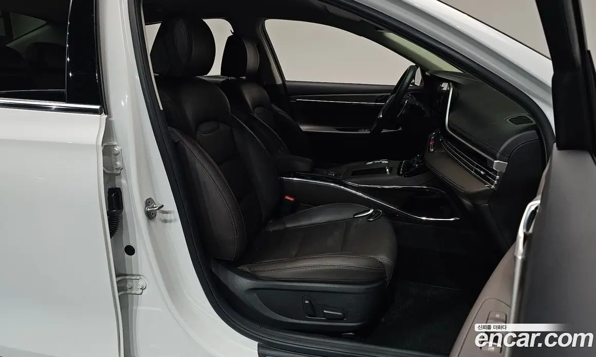 Hyundai Grandeur 2022 2.5 автомат (гидро), фото 15