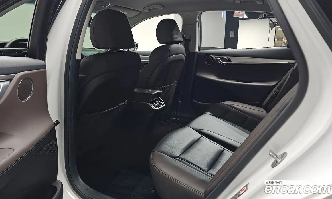 Hyundai Grandeur 2022 2.5 автомат (гидро), фото 17