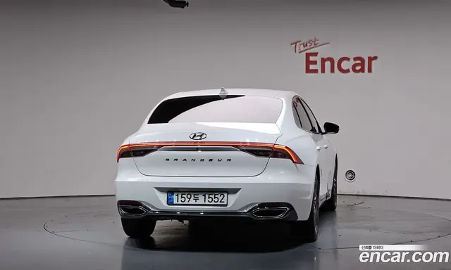 Hyundai Grandeur 2022 2.5 автомат (гидро), миниатюра 3